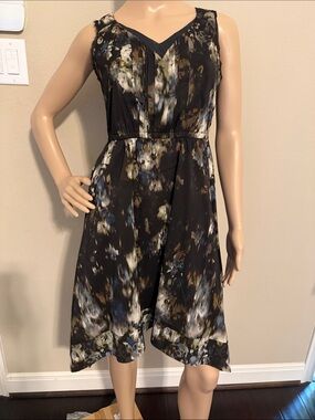 Simply Vera Vera Wang Black Floral Dress with uneven length size Extra Small